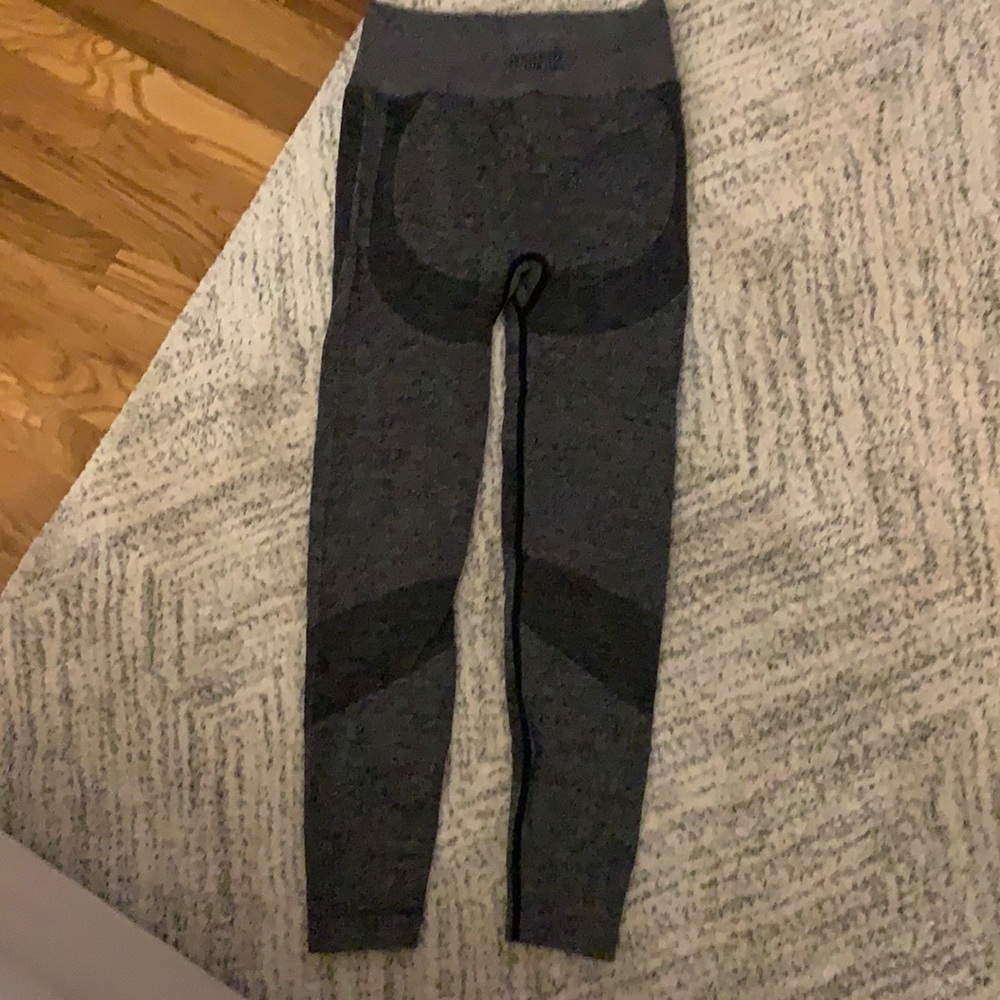 NWT PINK Workout Leggings